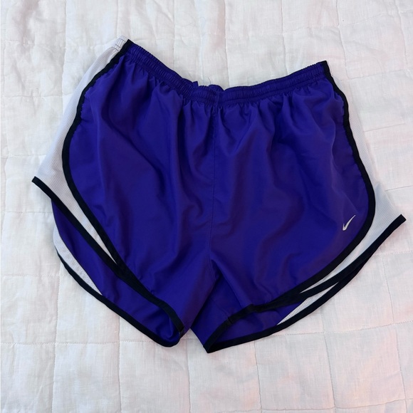 XL Nike Women's Athletic Shorts Lot - Picture 4 of 7